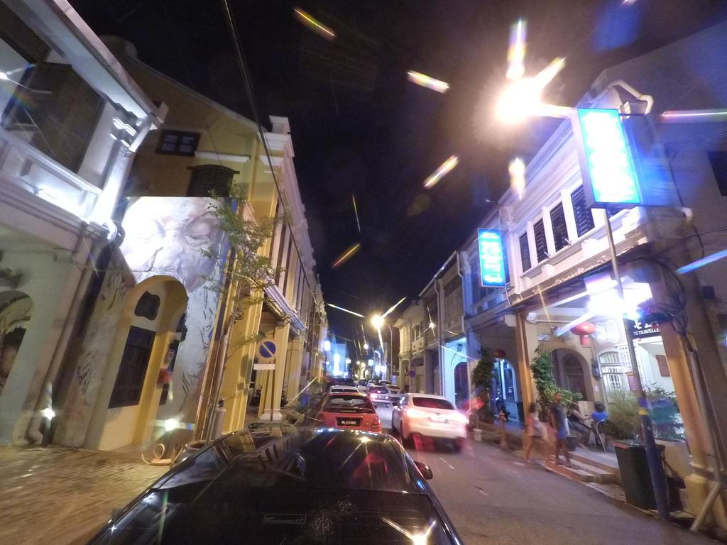 Ryokan Muntri Boutique Hostel George Town Exteriör bild