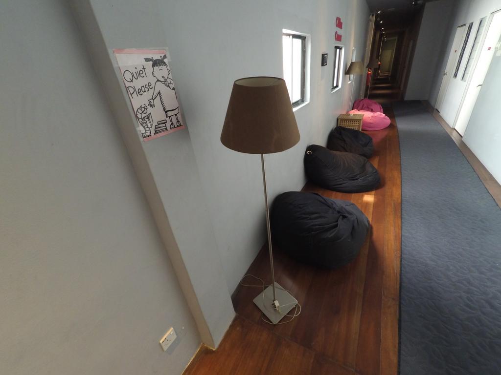 Ryokan Muntri Boutique Hostel George Town Exteriör bild