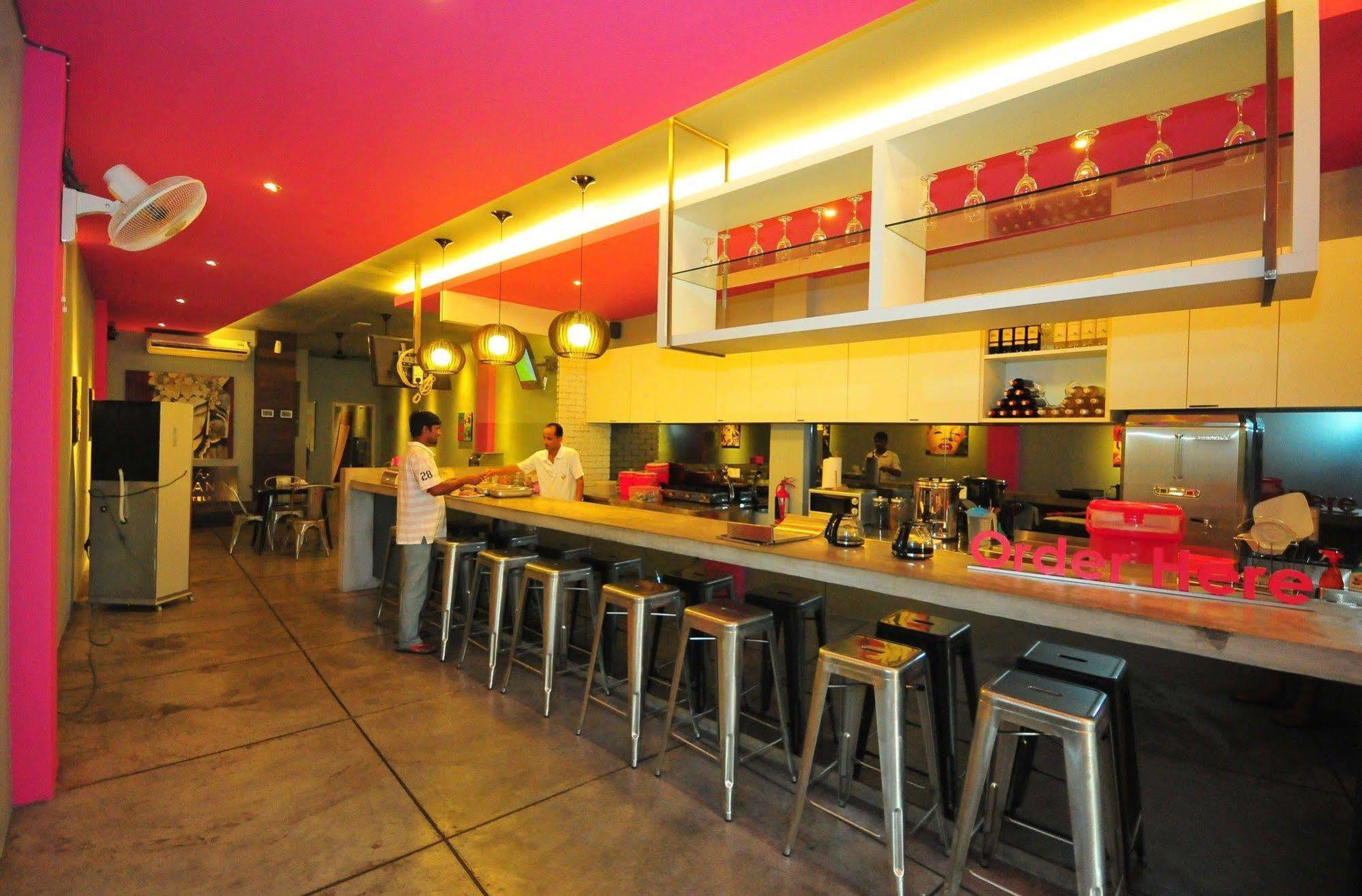Ryokan Muntri Boutique Hostel George Town Exteriör bild